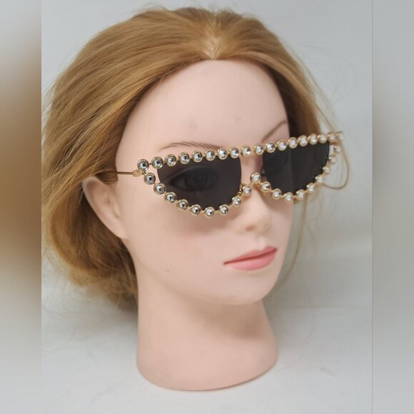 Gucci Hollywood Forever Sunglasses Crystals Gold Cat Eye GG0364S 002 53-18-140 main image 14